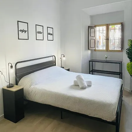 Casa Cervantes * Малага